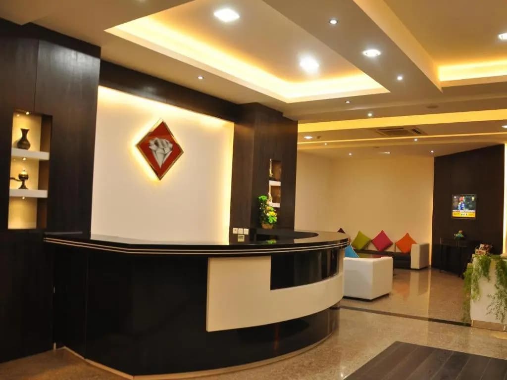 Johny International Hotel - photo 2