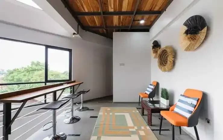 Urbanview Hotel Puri Indah - photo 1