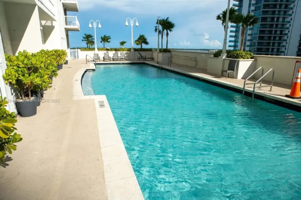 Modern Brickell Condo With Amazing Bay Views - photo 12
