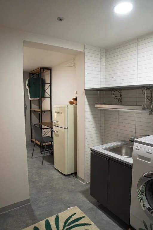 U Stay Hostel - photo 15