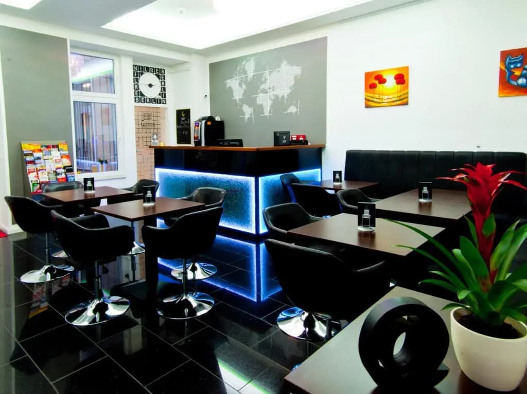 Hotel Prens Berlin - photo 18