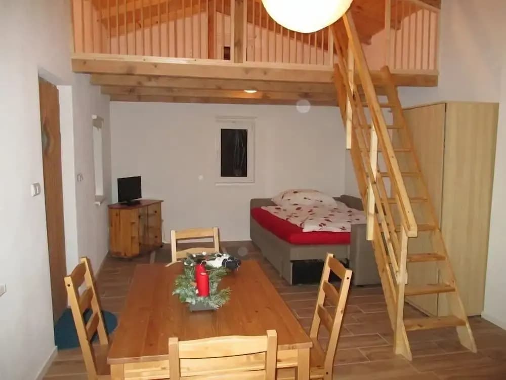 Lucias House - photo 1
