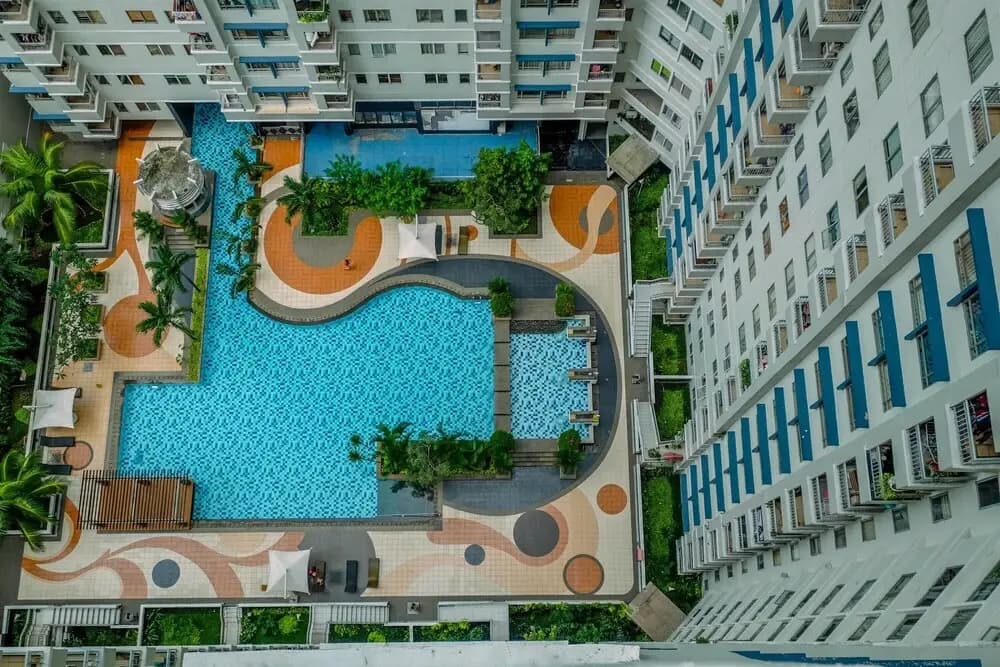 Comfortable 2BR Apartment at Sudirman Park - photo 1