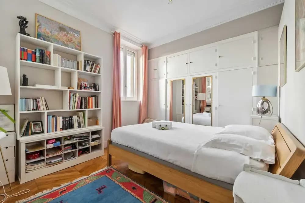 Stylish Vintage 3BR Apartment in Le Marais by GuestReady - photo 5