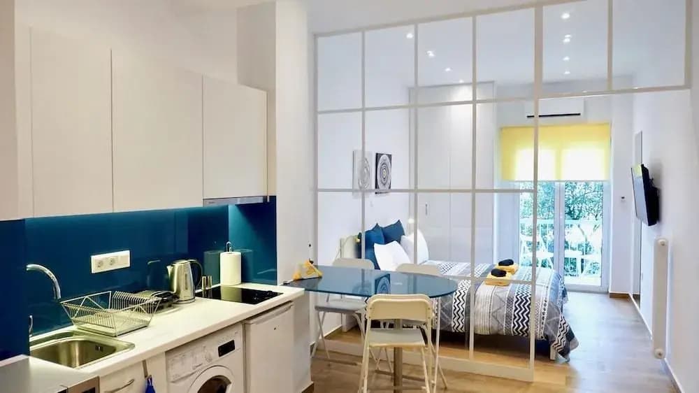Charming Sunny Studio in Athens - photo 10
