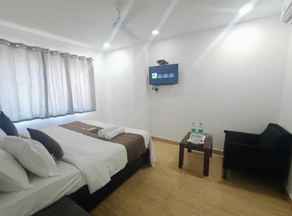 Mauryan Elite Hotel @ Devli Khanpur - photo 6
