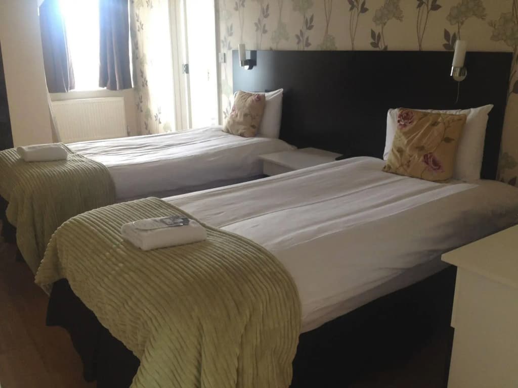 The Furzedown - photo 4