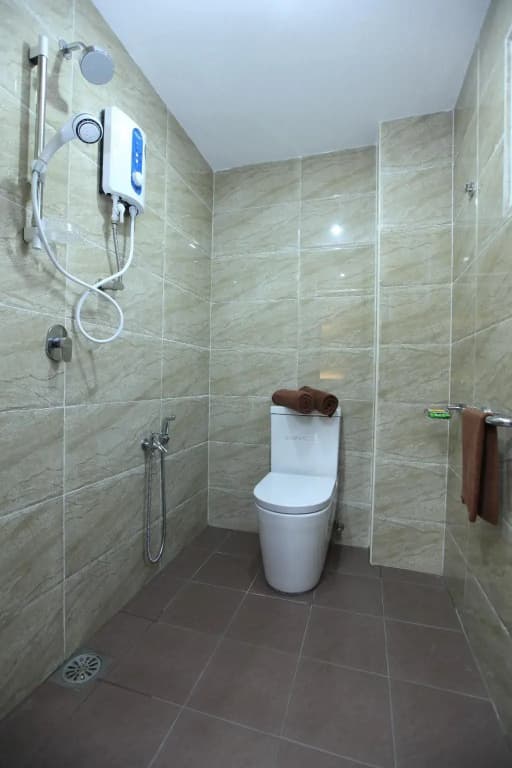 Al Huda Hotel - photo 10