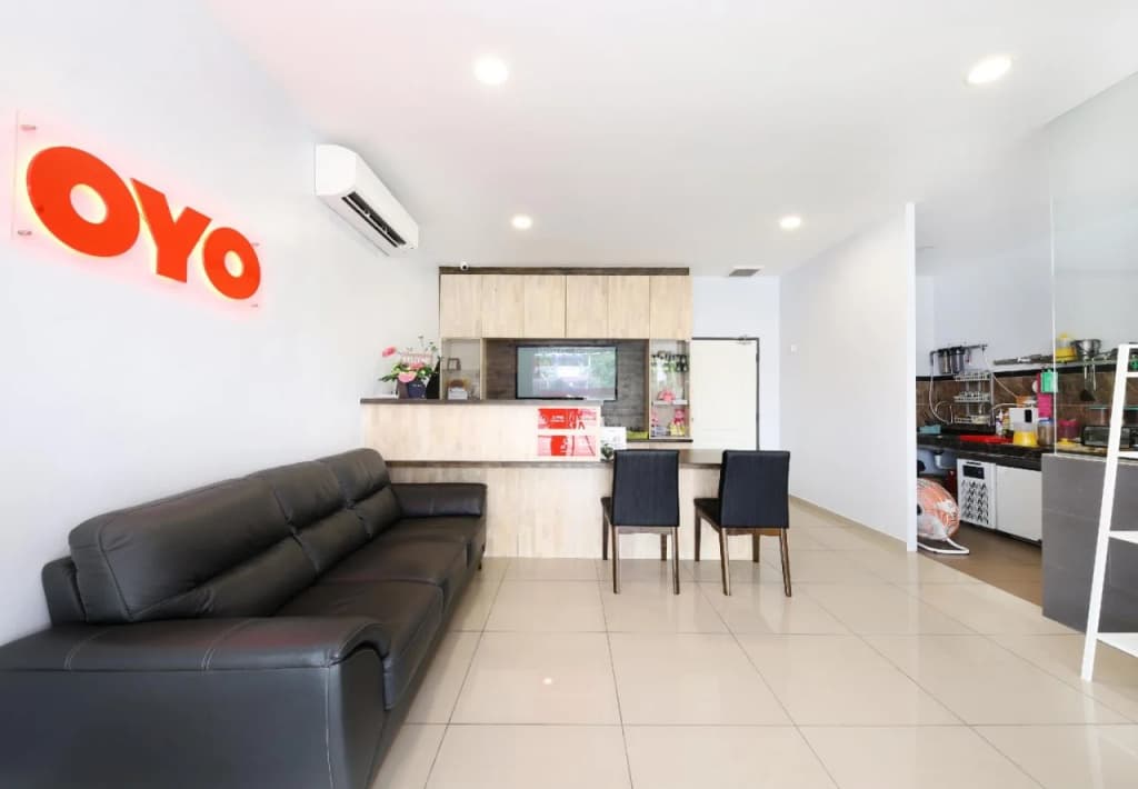 Bmw2 by OYO Rooms - main photo