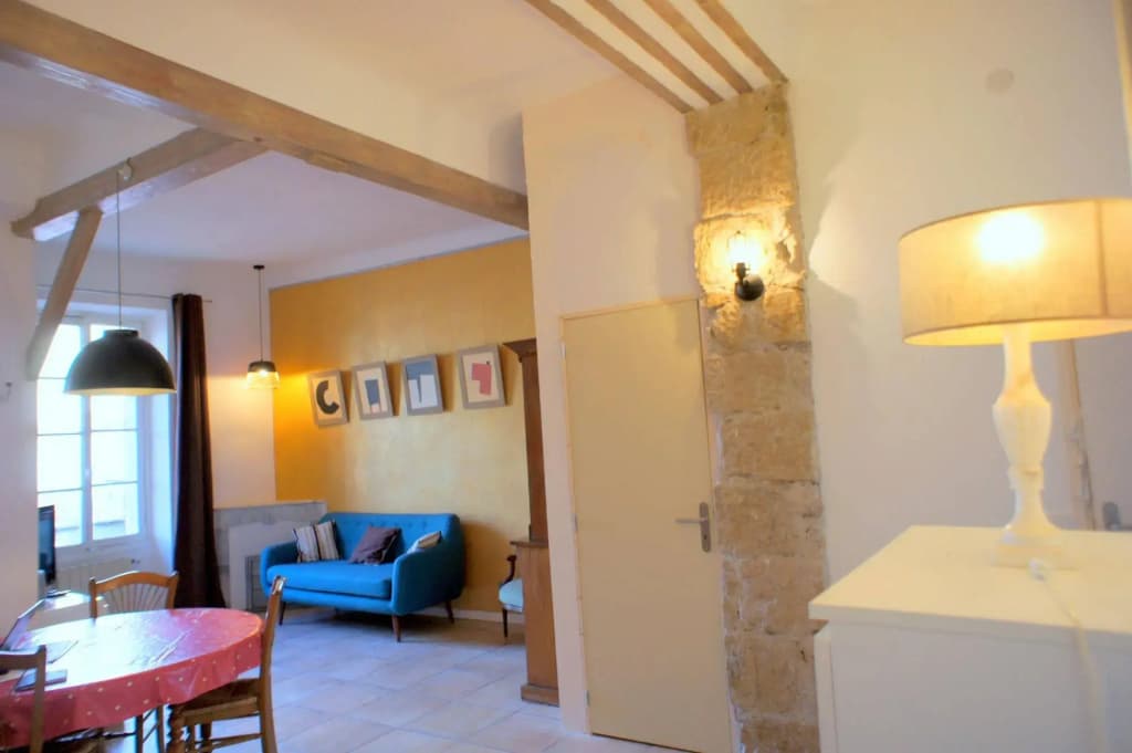Apartment - Old Nice - Garibaldi Bonaparte - 3 BDR - 2 bath - AC - Balcony - photo 1