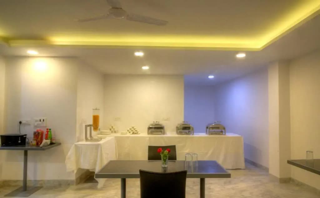 Hotel Peridot @ Newdelhi Airport - photo 20