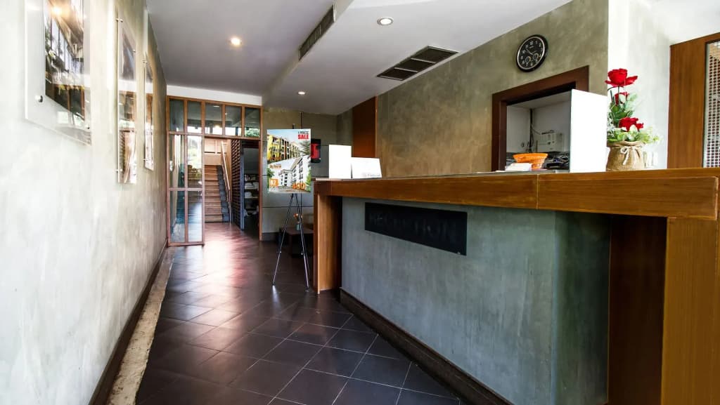B2 Airport Boutique & Budget Hotel - photo 2