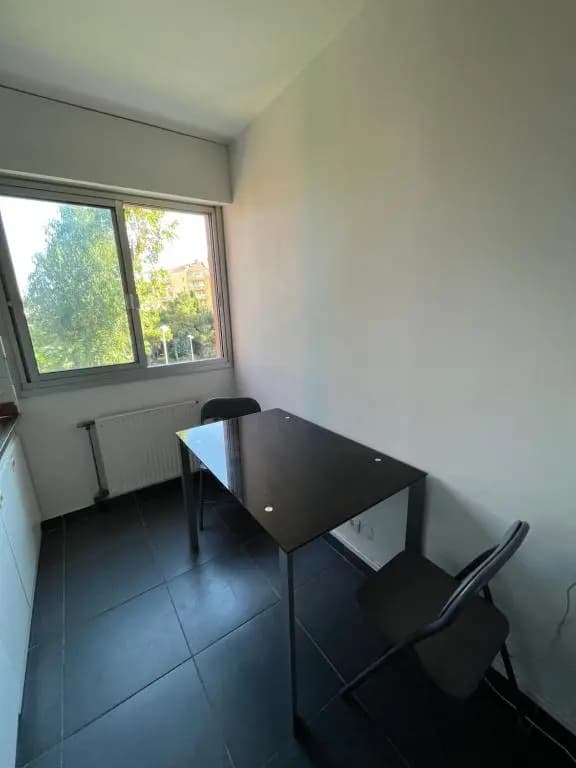 2 pièces avec terrasse en résidence privée - photo 5