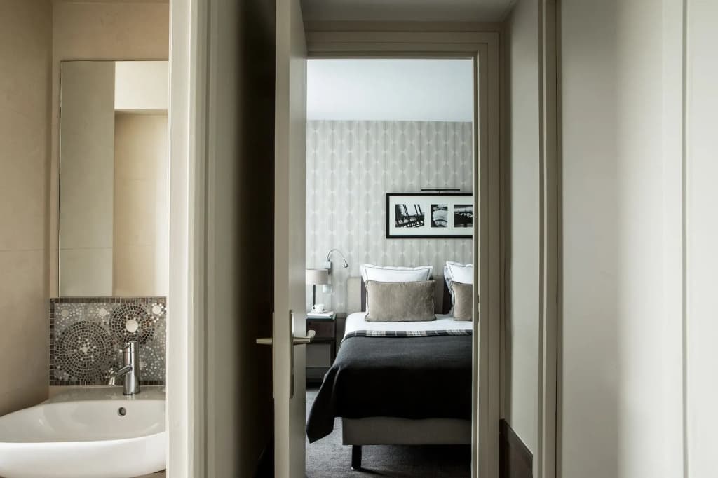 Hotel Aiglon - photo 10