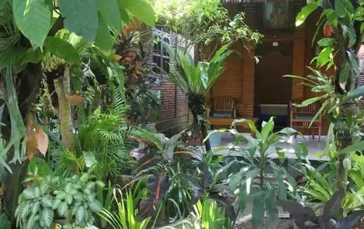 Nyoman Astana Bungalow - photo 7