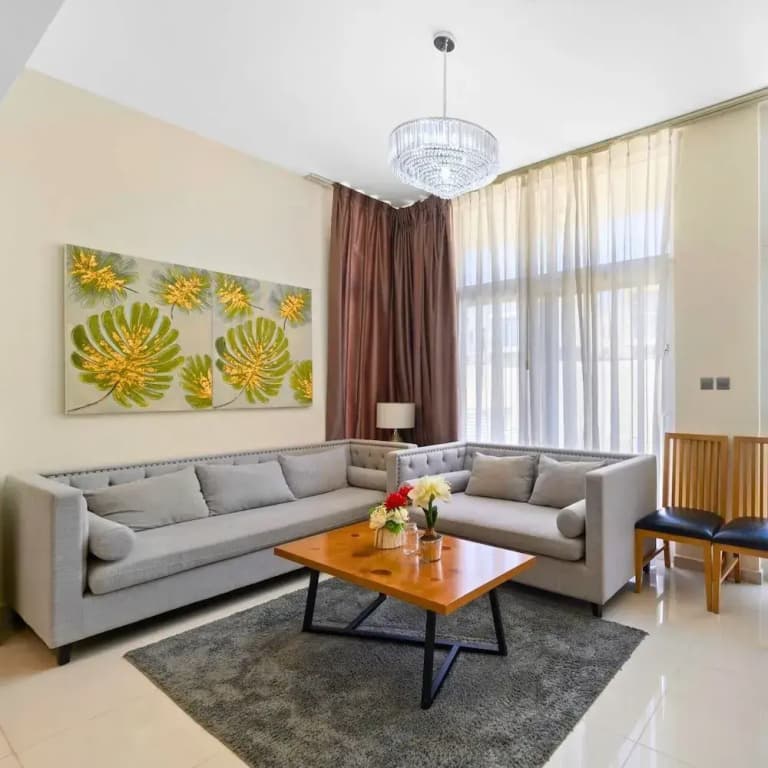 Modern 3BR townhouse in Damac Hills 2 - photo 3