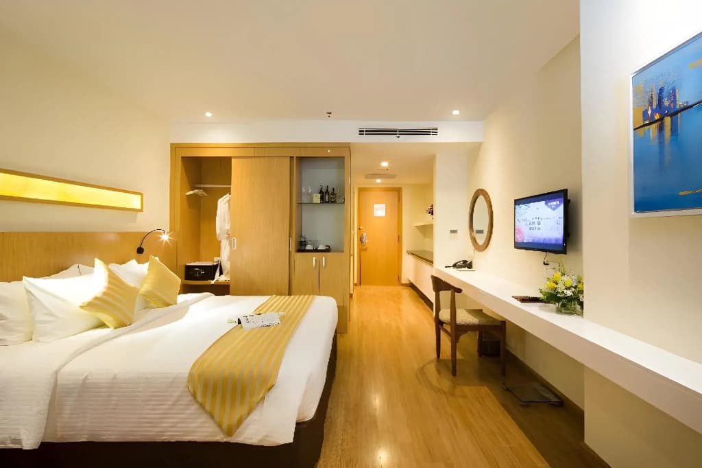 Starcity Bayfront Nha Trang Hotel - photo 4