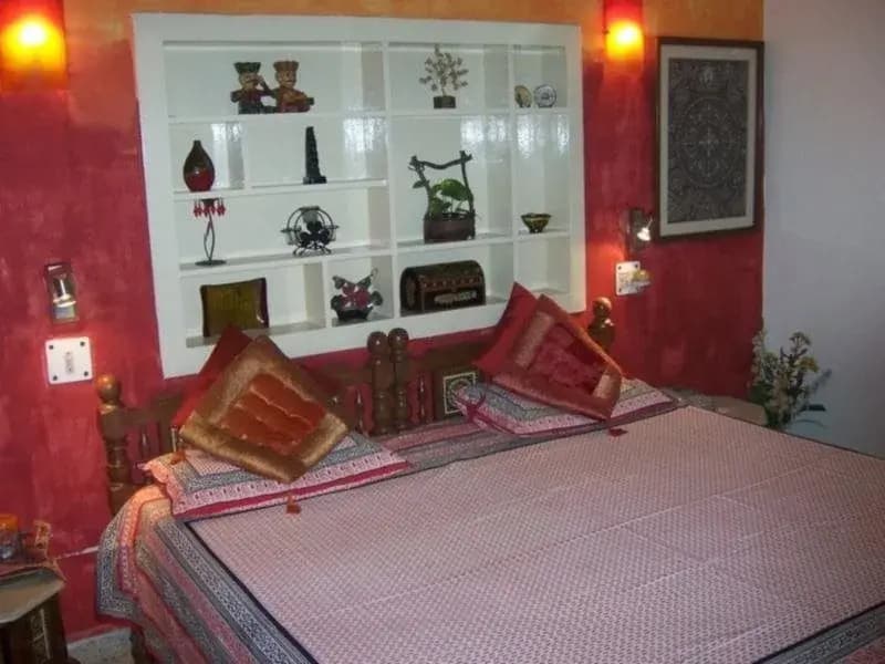 Delhi Bed and Breakfast - photo 2