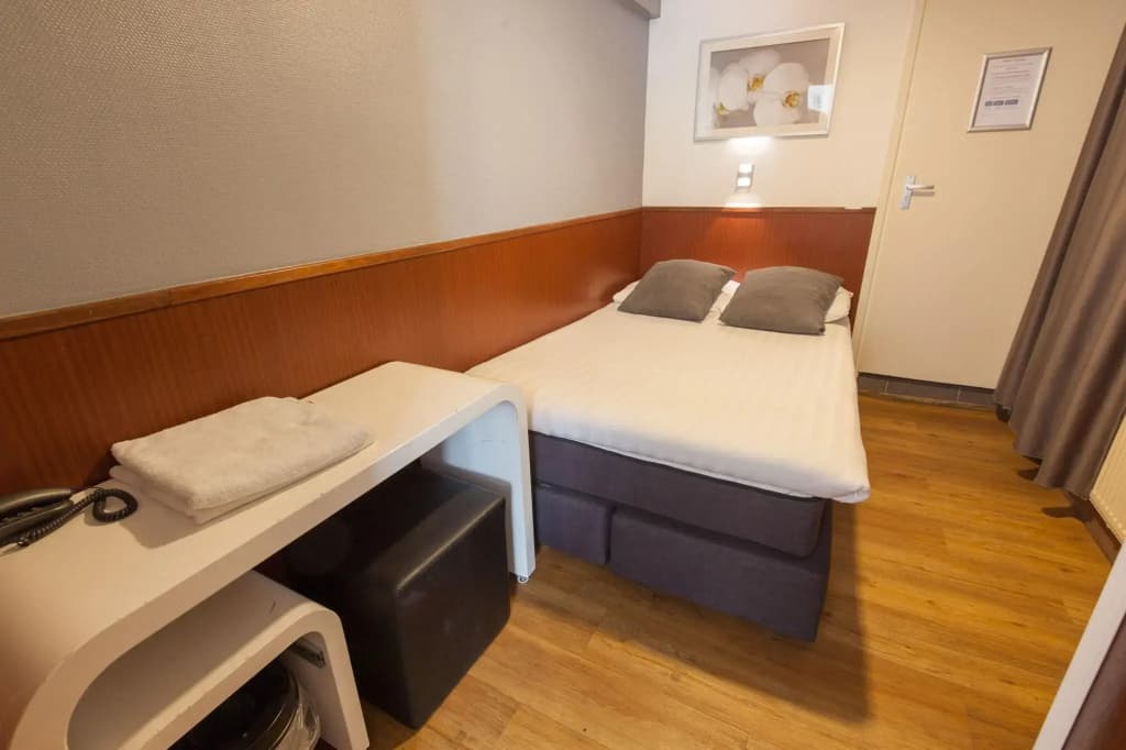 Travel Hotel Amsterdam - photo 42