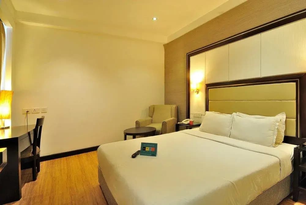 FabHotel Rajouri Garden Main Market - photo 3