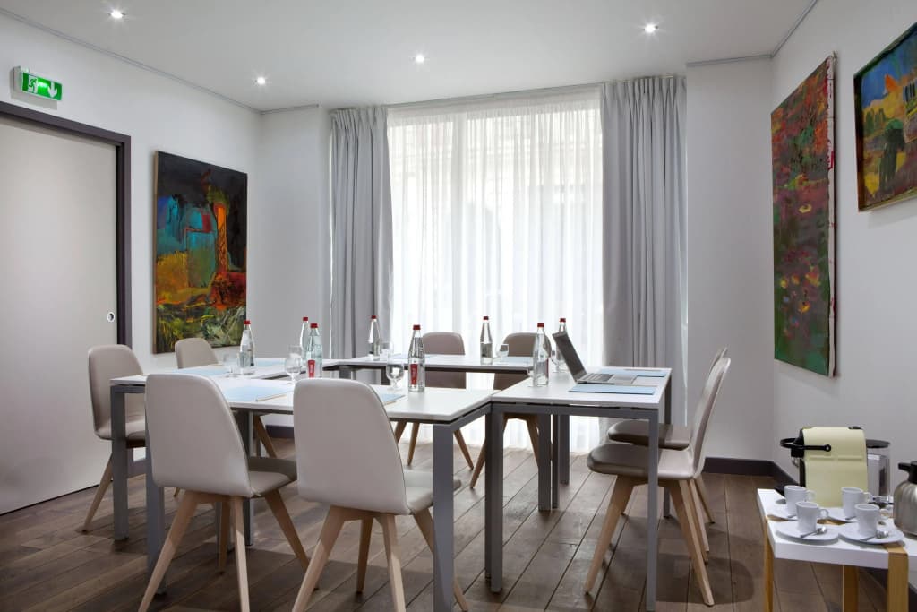 Serotel Suites - photo 9