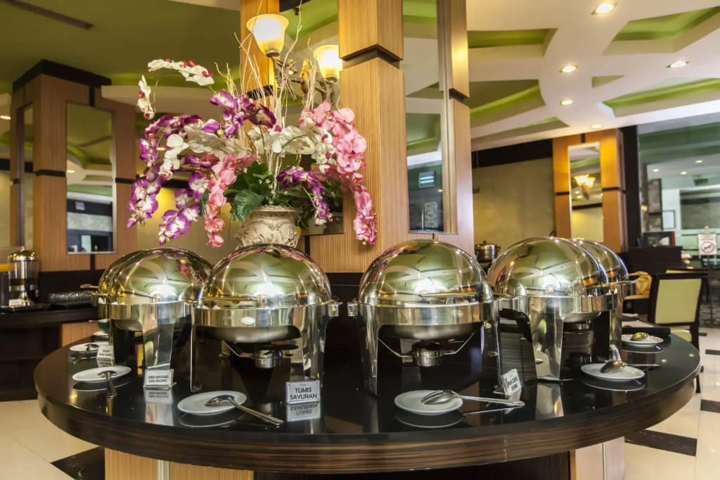 Hotel Orchardz Jayakarta - photo 21