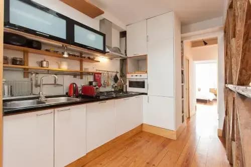 Central, Charming, Quiet, Garden and Parking - photo 14