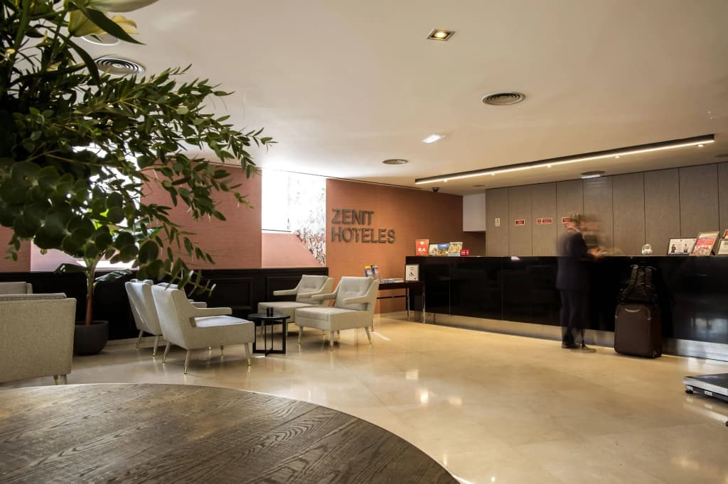 Hotel Zenit Lisboa - photo 2
