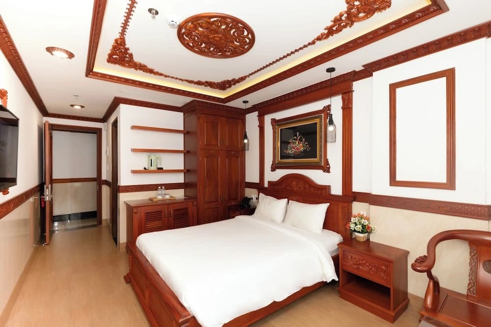 Quan Cuong Hotel - photo 6