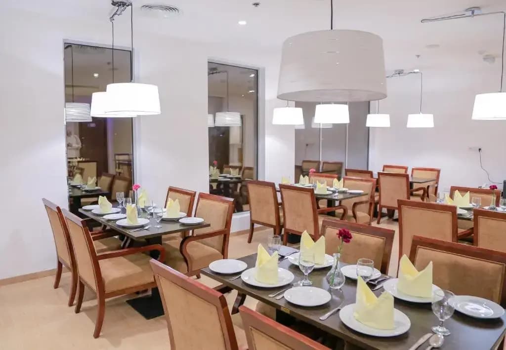 Muscat Inn Hotel - photo 20
