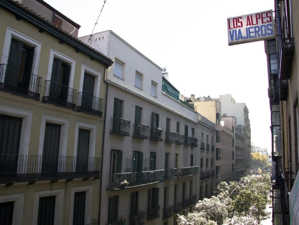 Hostal Los Alpes - photo 1