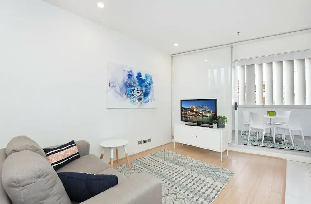 TT302 Darlinghurst Sydney Studio - photo 4