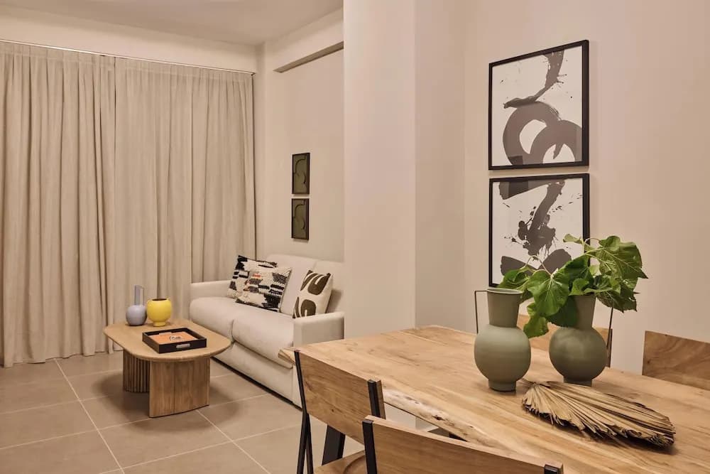Finders Akadimias Suites - photo 5