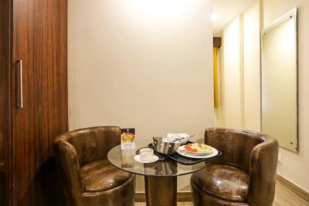 Fabhotel The Kailash Dev - photo 10