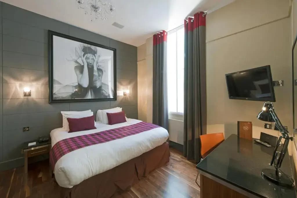 Angel's Share Hotel - photo 5