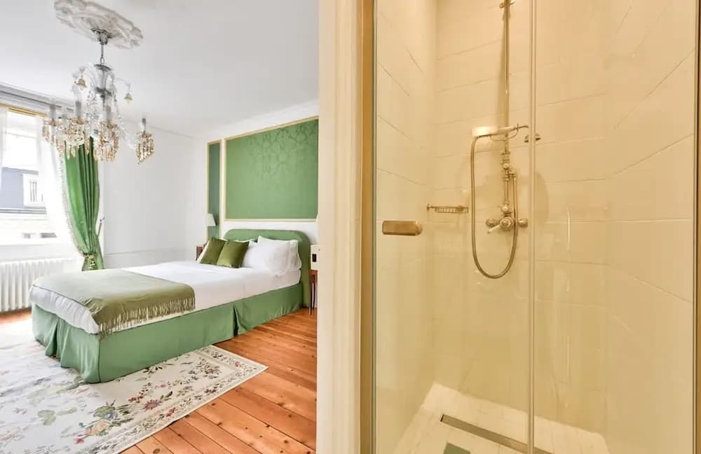 Noble Luxury Residence in the Heart of Paris - photo 26