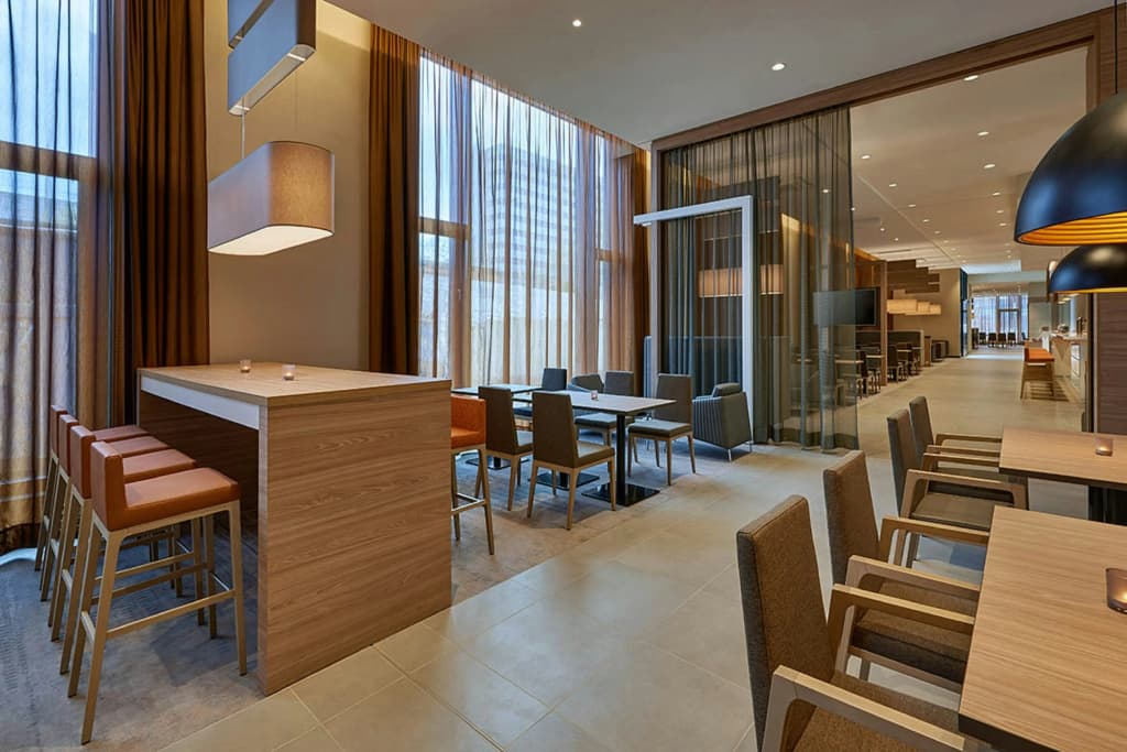 Hampton By Hilton Berlin City Centre Alexanderplatz - photo 3