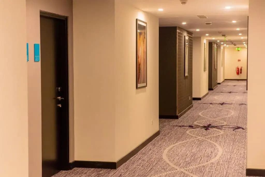 Fairway Colombo - Sri Lanka's First Hotel With Robot Technology - photo 18