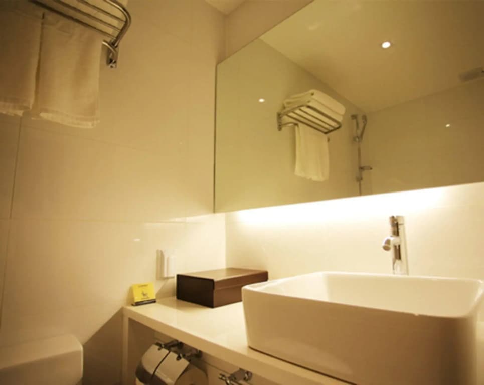 I.T.W. Hotel - photo 8