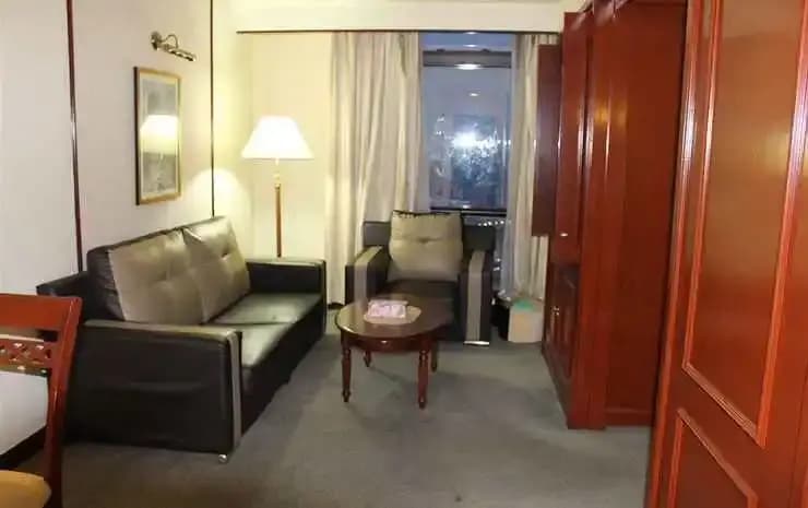 Luxy Service Suite @ Times Square - photo 3