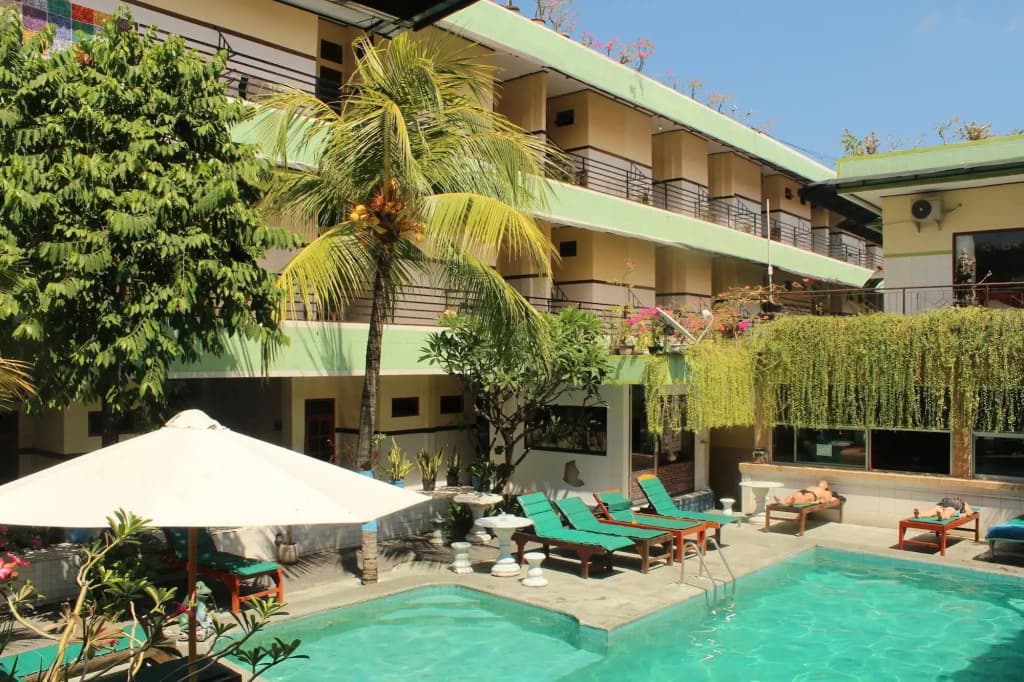 Sayang Maha Mertha Hotel - photo 14