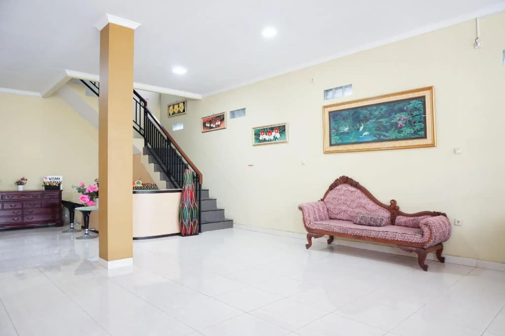 OYO Life 3003 Wisma Handayani. - photo 3