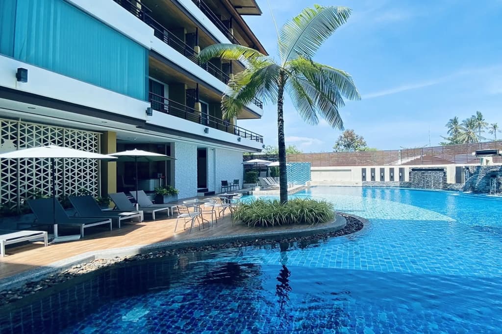 Aqua Resort Phuket - Near Beach and Chalong Pier - photo 2