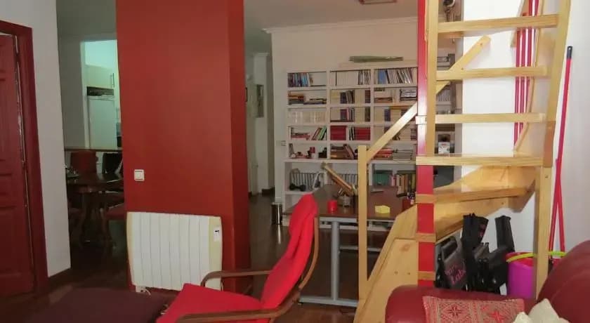 Cozy Central Apartment - photo 5