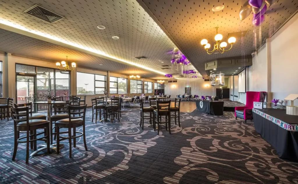 Nightcap at Skyways Hotel - photo 18