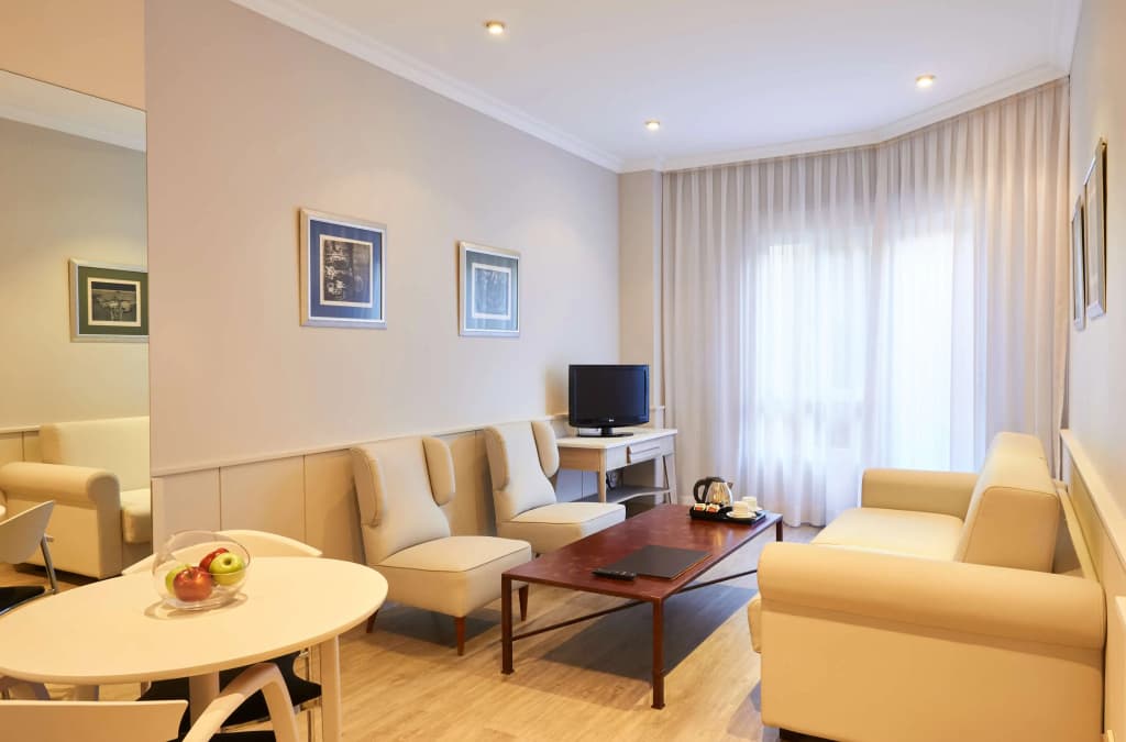 Barrio de Salamanca Suites - photo 6