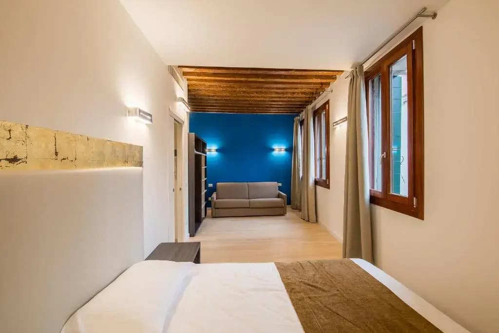 Charming Palace Corte Del Teatro - photo 3