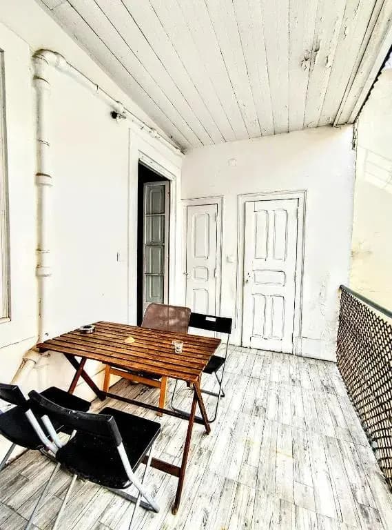 Fernando Pessoa Lisbon Rooms - photo 6