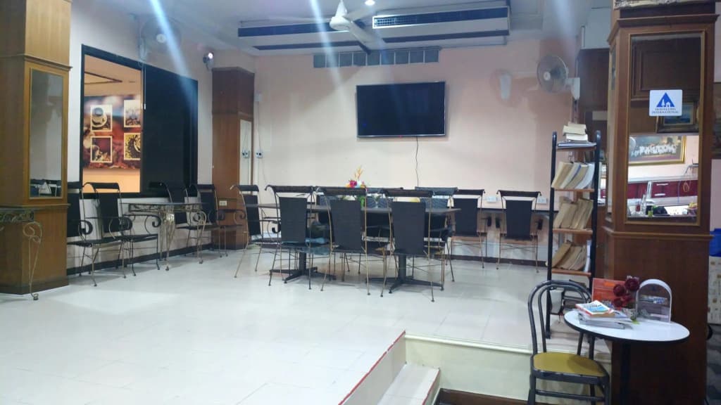 Huahin Euro City Hotel - photo 18