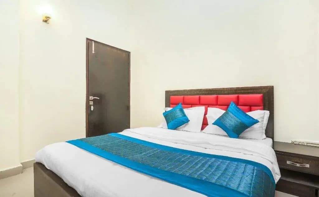 Amitabh Guest House - photo 4
